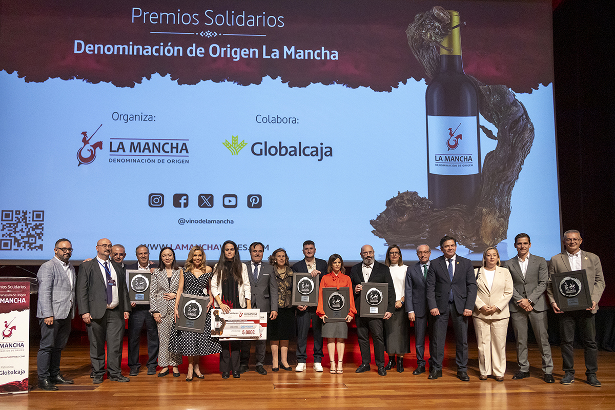 La Denominación de Origen La Mancha celebra una emotiva entrega de sus Premios Solidarios 2025.